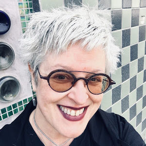 Meet your Posher, Teresa